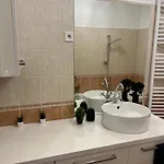 Picur Es Mano Apartmanja *